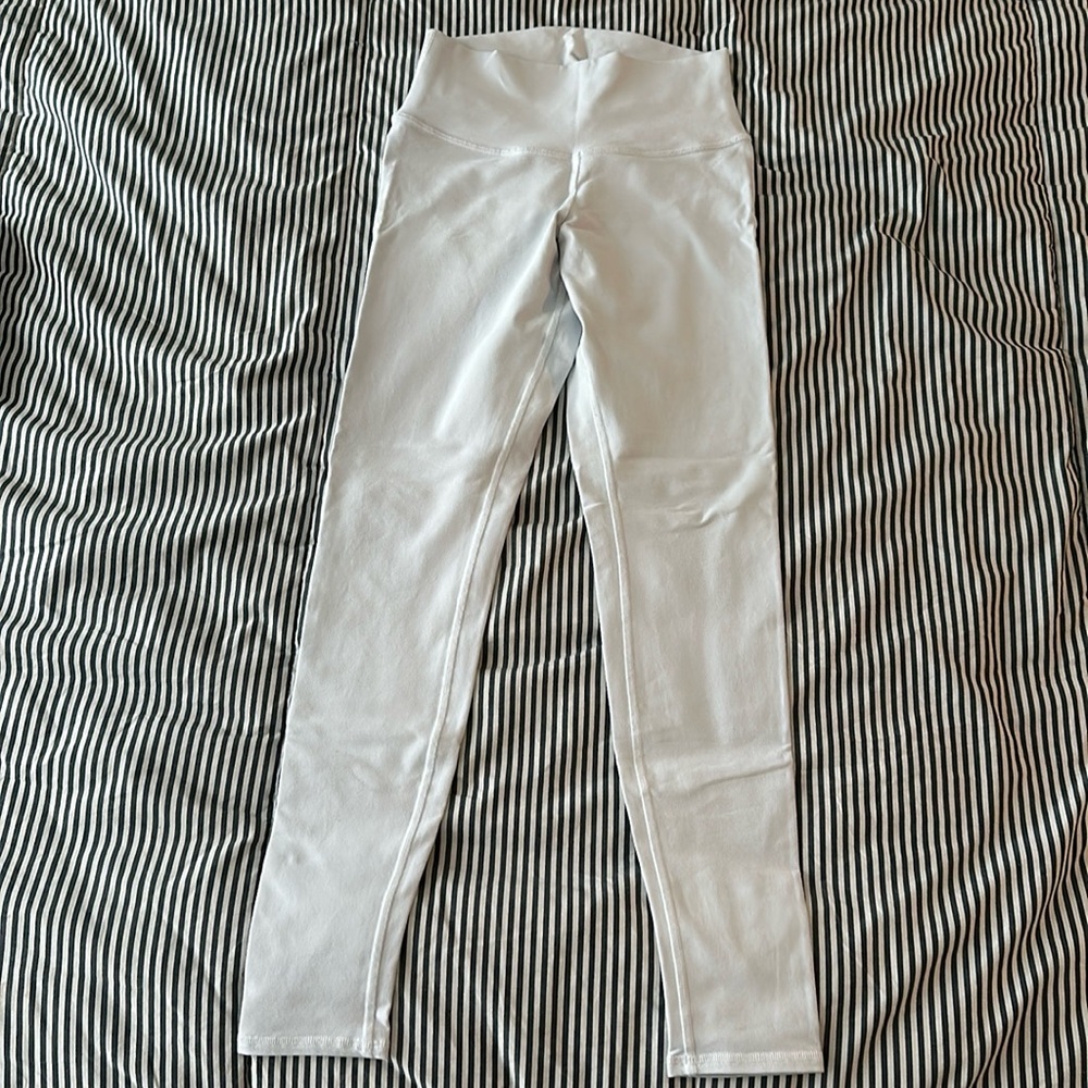 Alo airbrush white legging size S